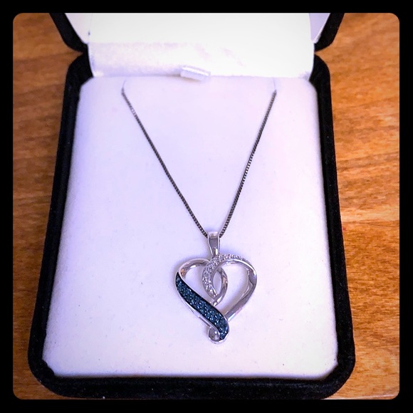 Heart necklace - Picture 1 of 5